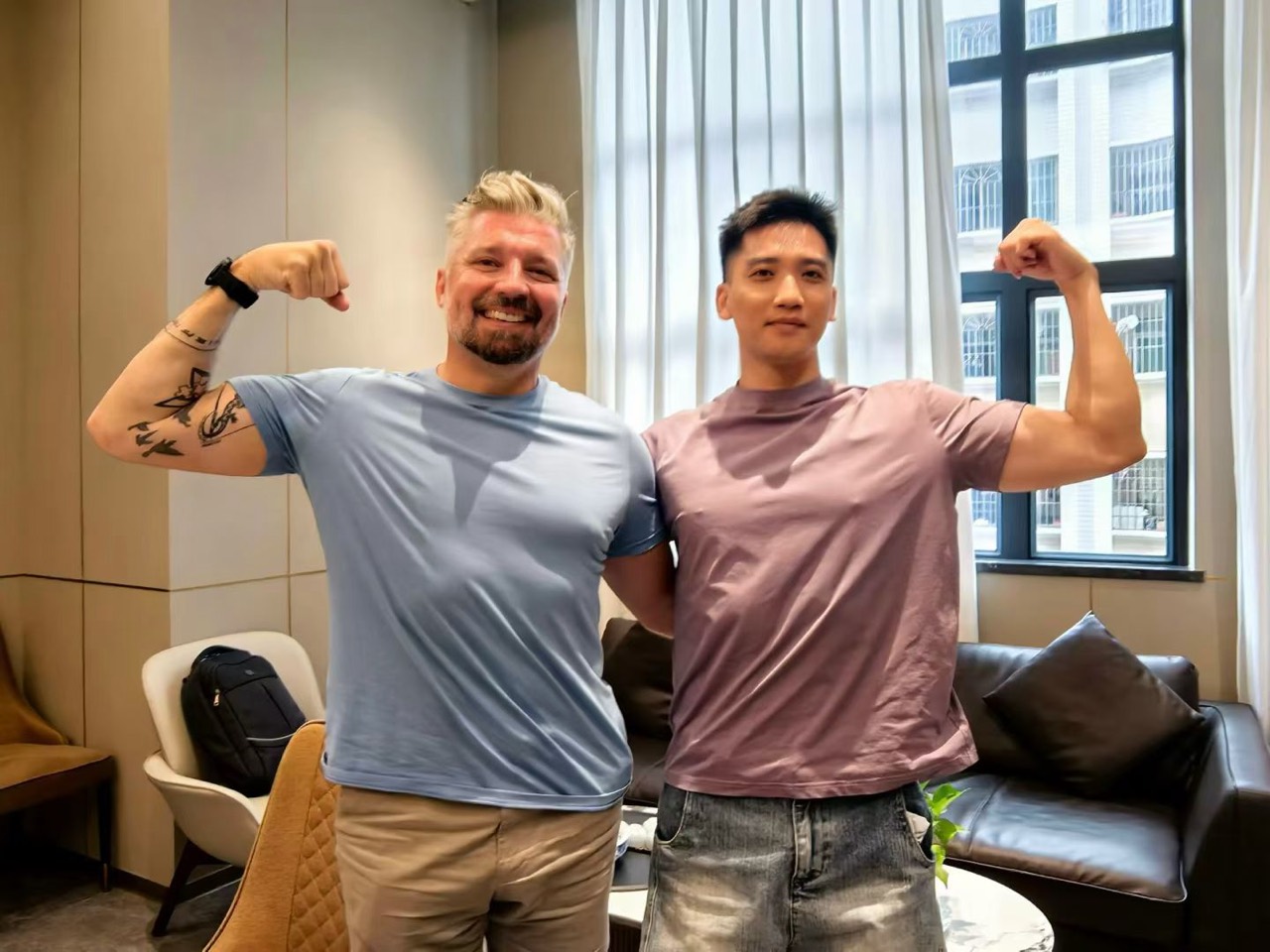 International buyer visiting the Jinfengtu Apparel factory team